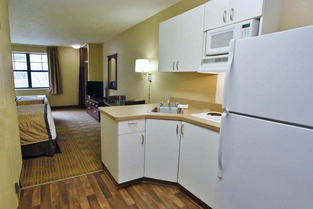 Extended Stay America Suites - Detroit - Canton Extérieur photo